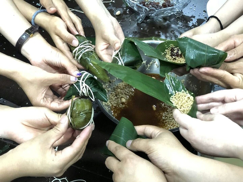 慶端午！ZOBO卓邦開展“粽葉飄香 品味端午”包粽子活動